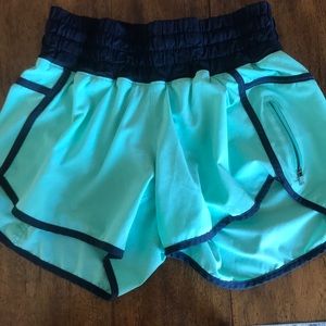 Lululemon Tracker shorts